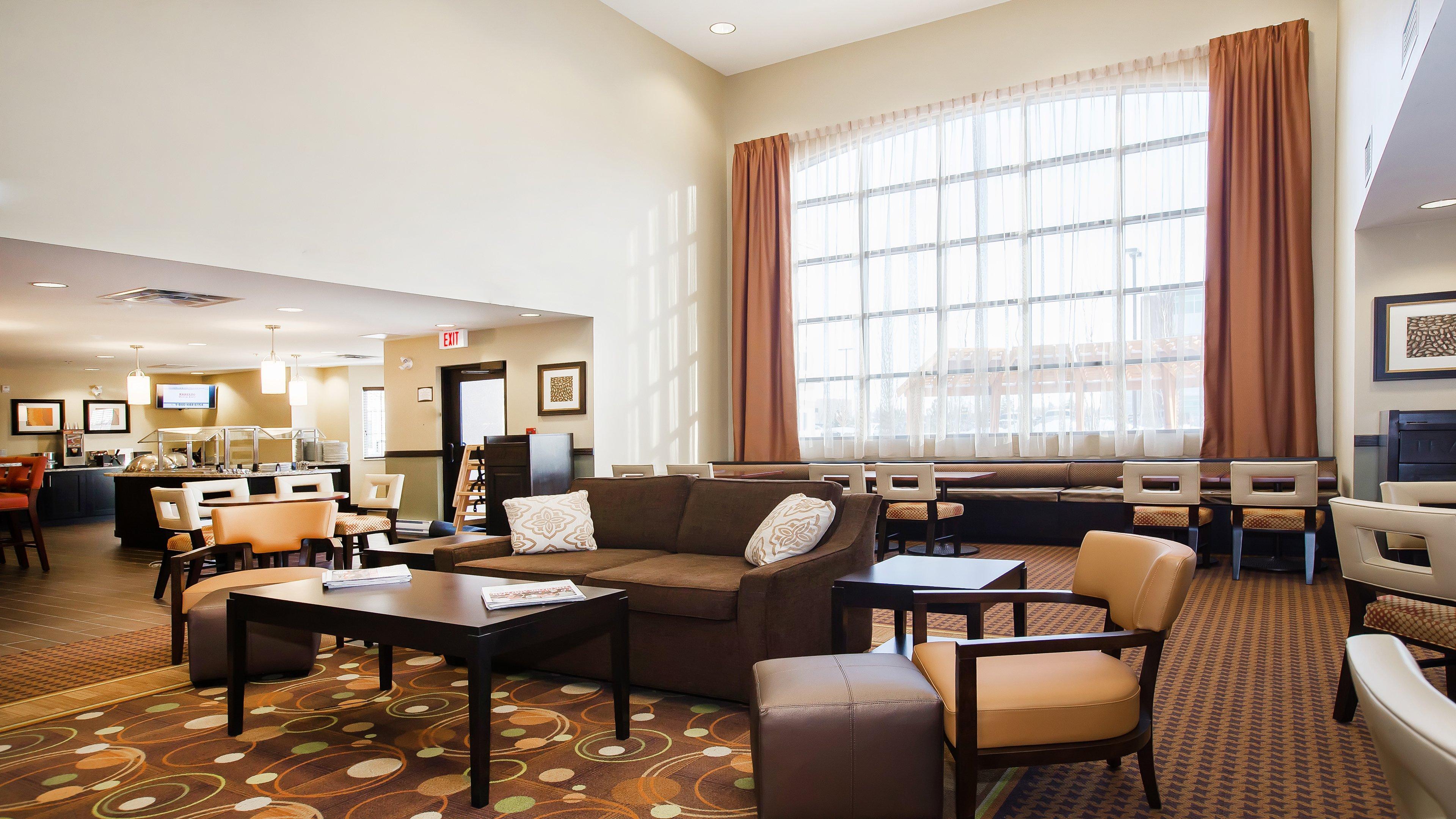 Staybridge Suites West Edmonton By Ihg Bagian luar foto
