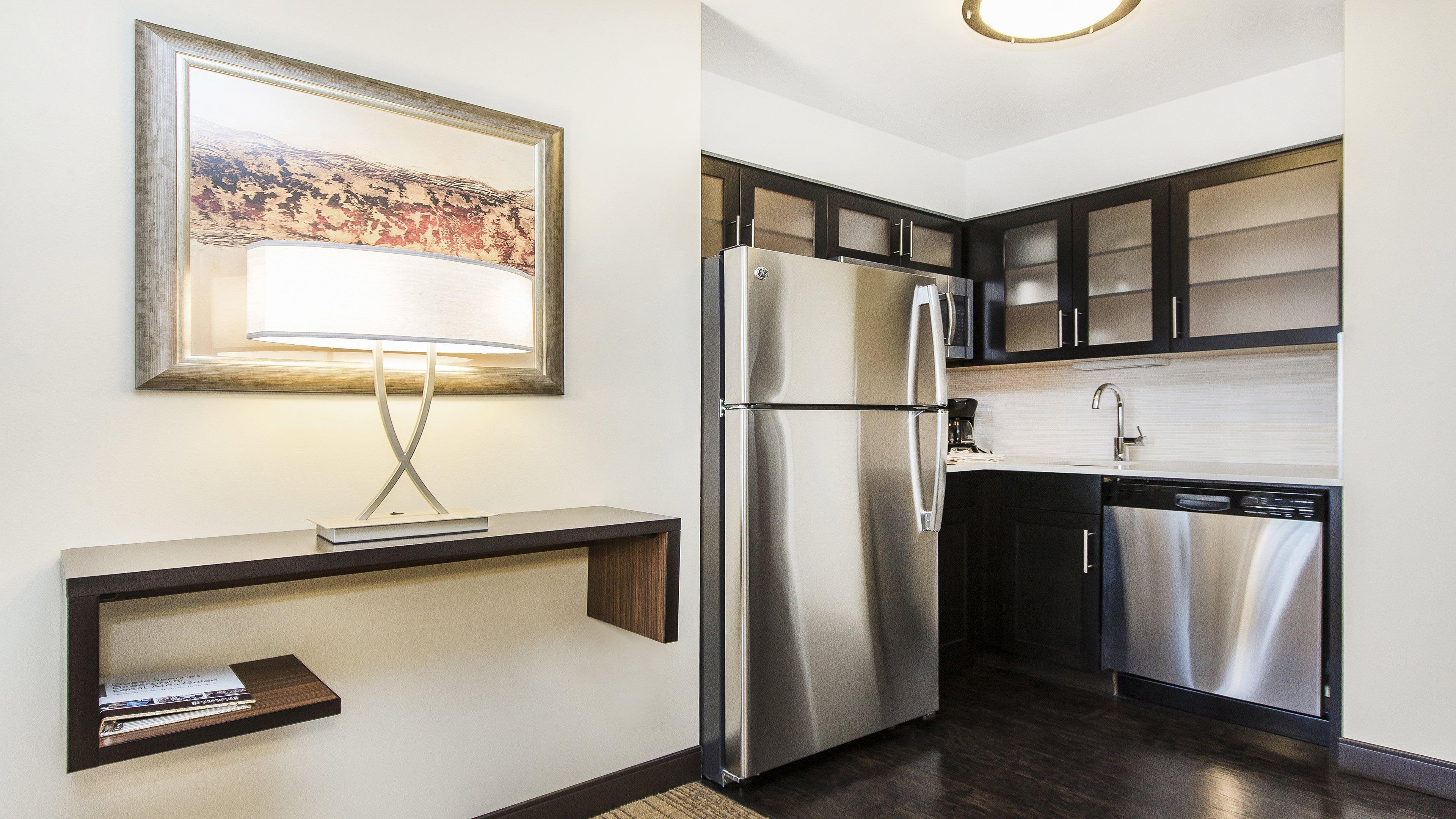 Staybridge Suites West Edmonton By Ihg Bagian luar foto
