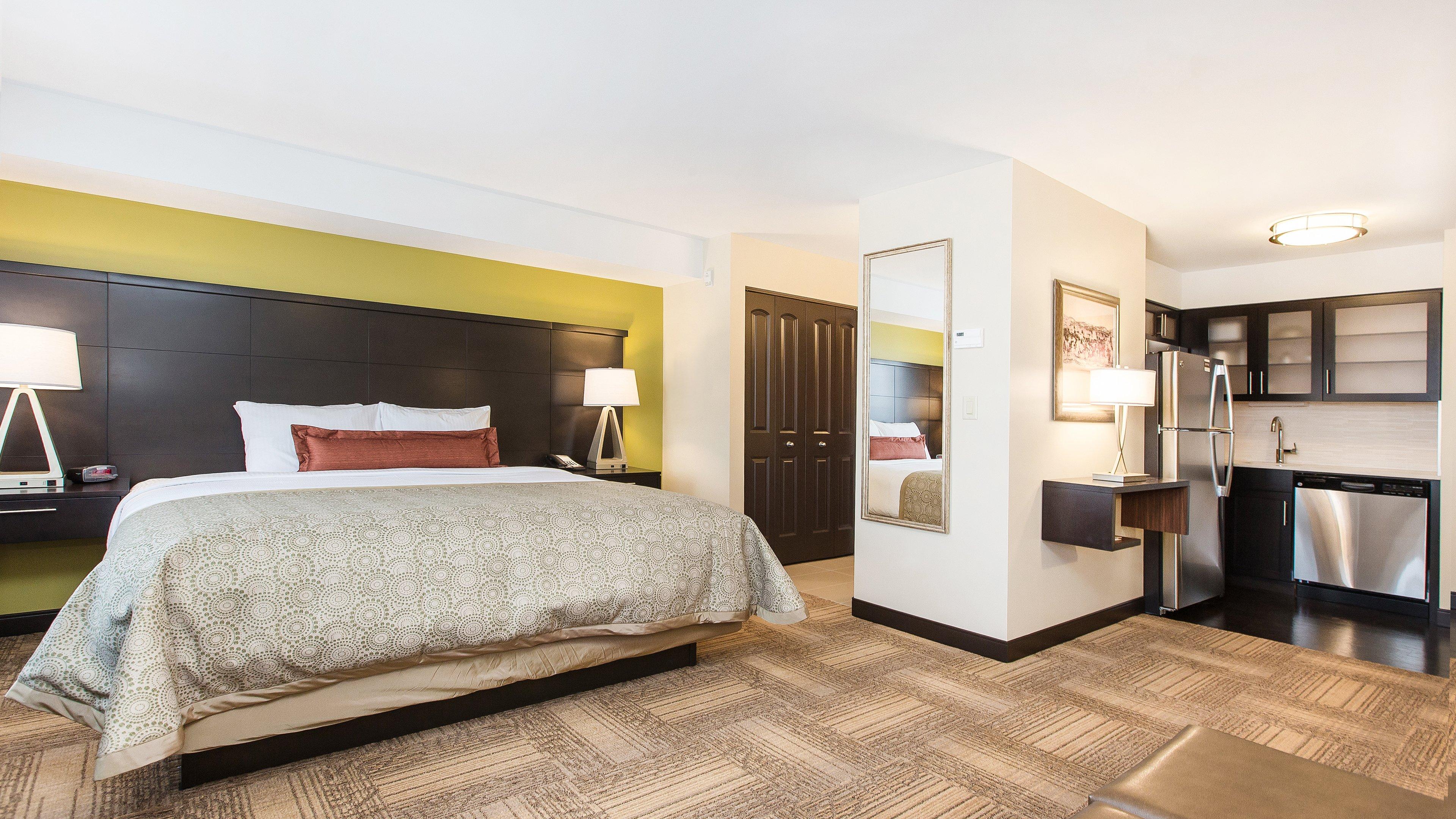 Staybridge Suites West Edmonton By Ihg Bagian luar foto