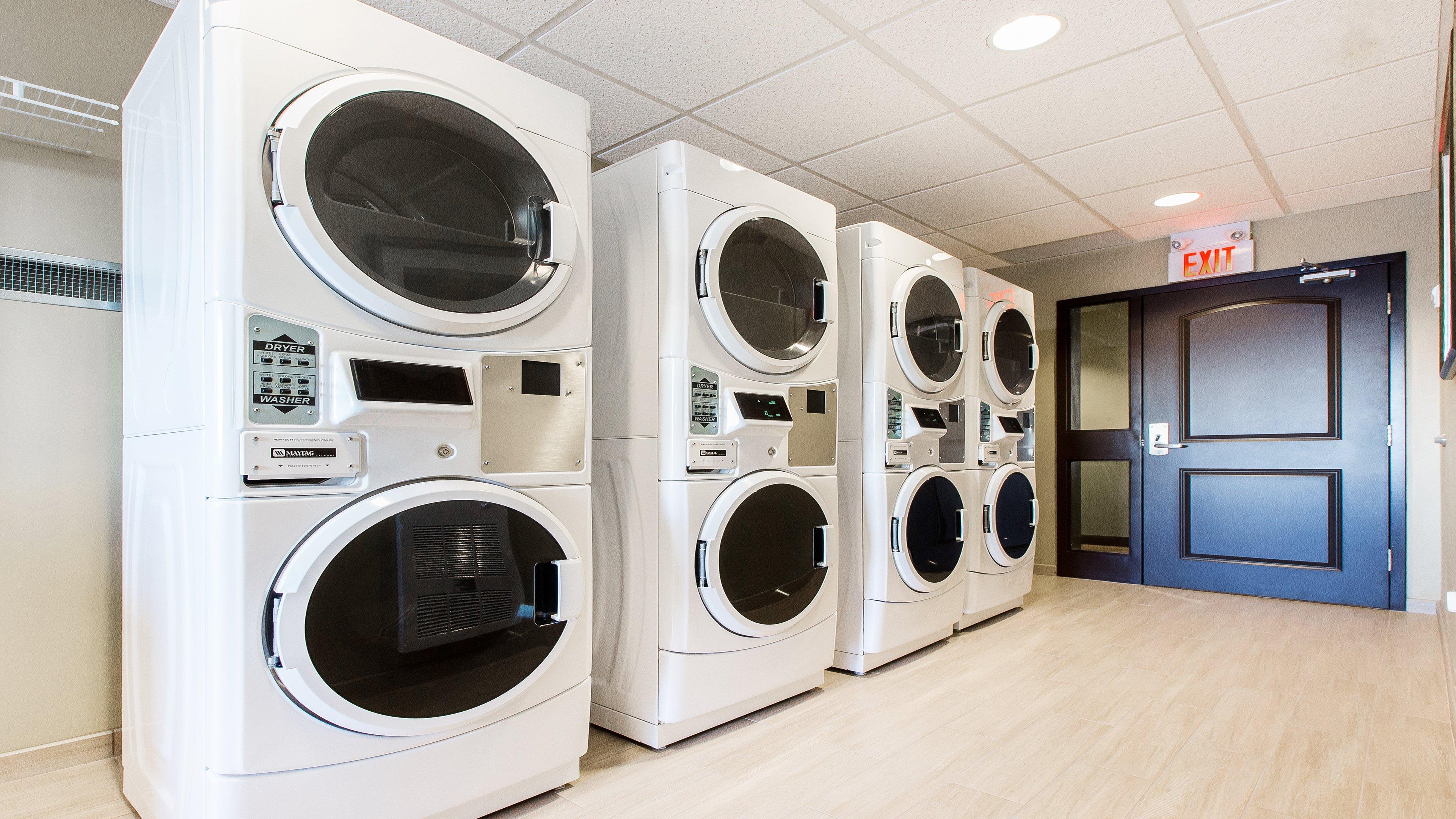 Staybridge Suites West Edmonton By Ihg Bagian luar foto