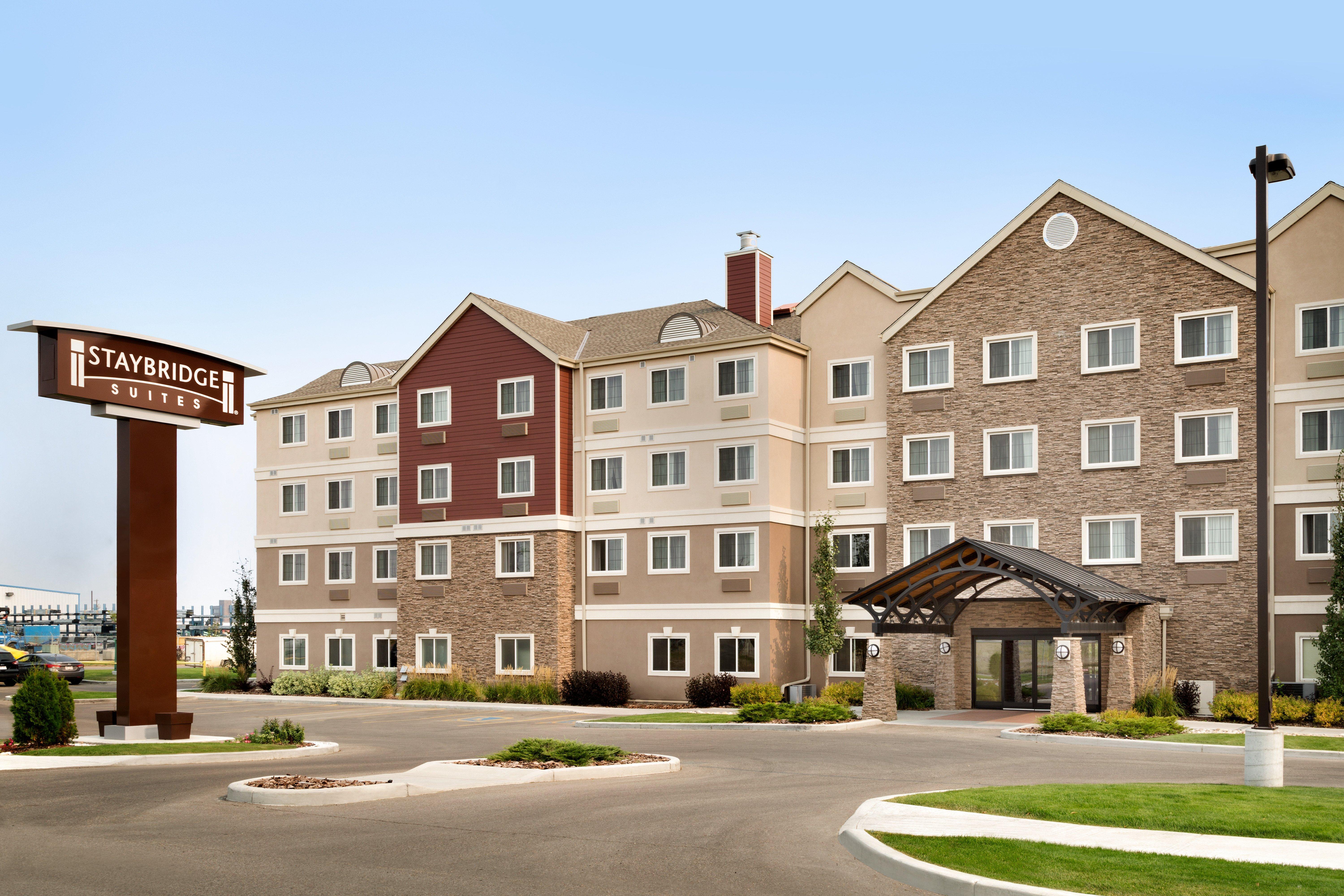 Staybridge Suites West Edmonton By Ihg Bagian luar foto