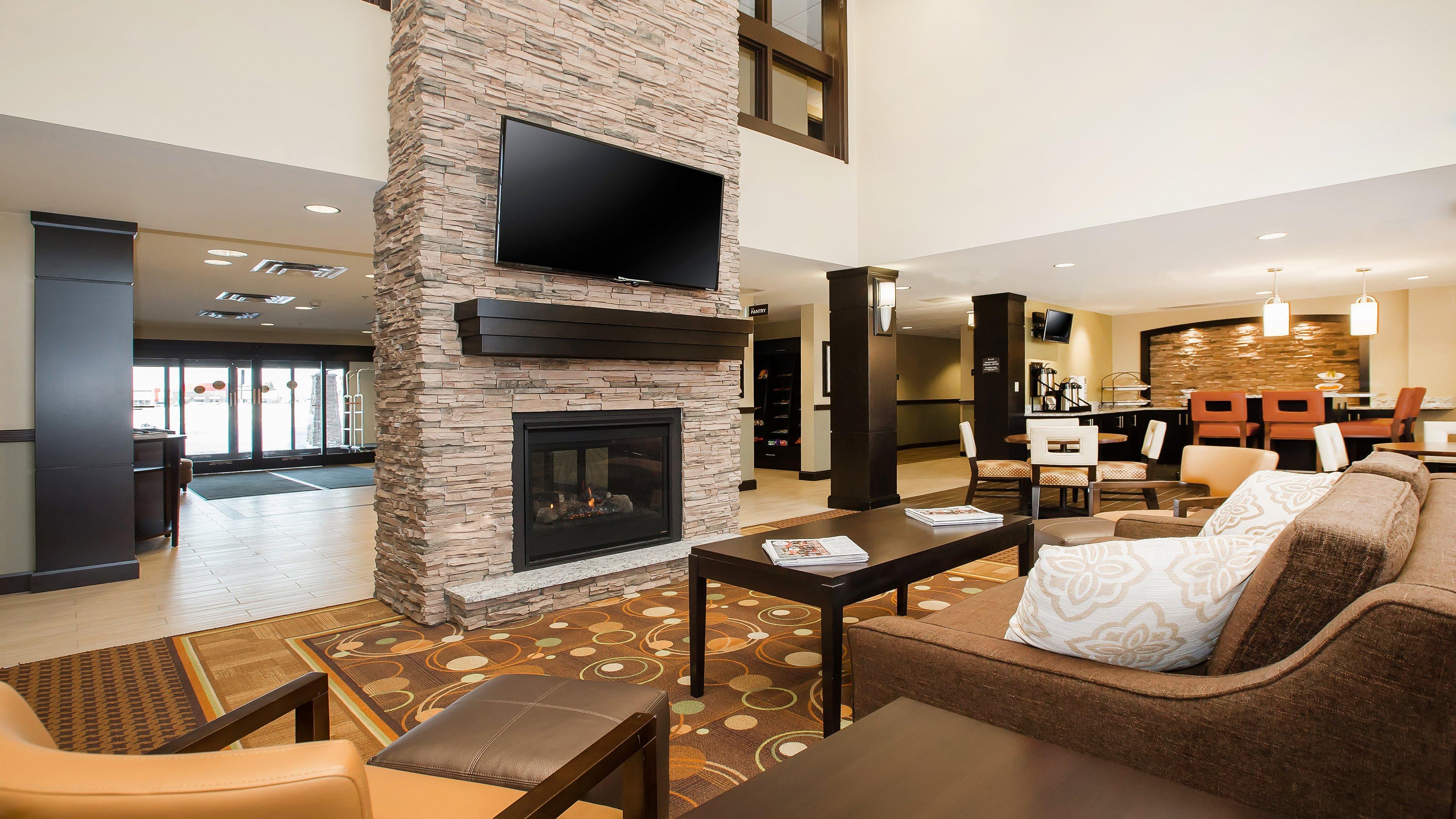 Staybridge Suites West Edmonton By Ihg Bagian luar foto