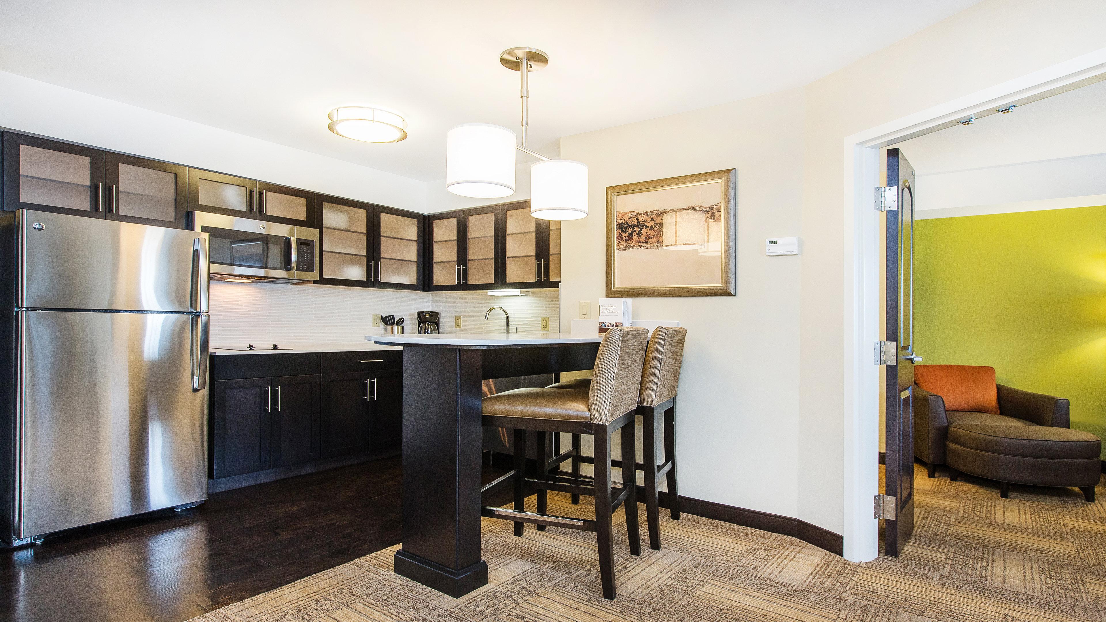 Staybridge Suites West Edmonton By Ihg Bagian luar foto