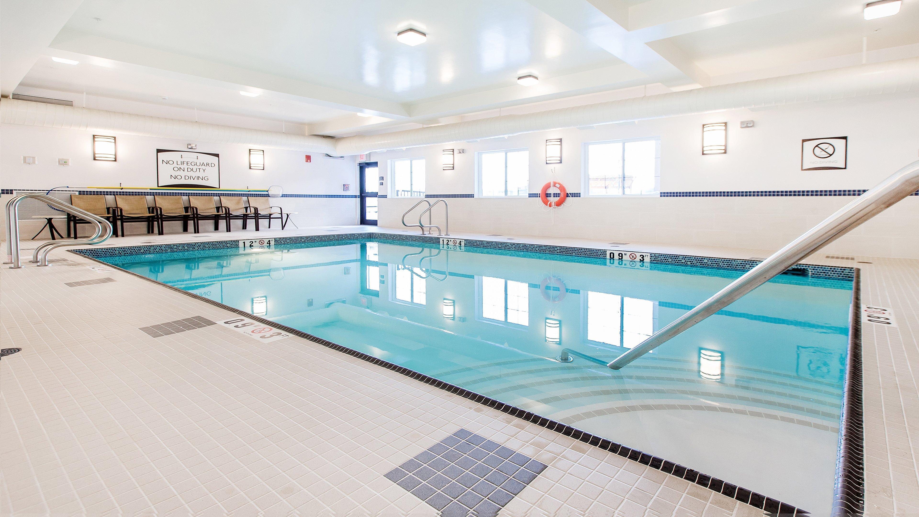Staybridge Suites West Edmonton By Ihg Bagian luar foto