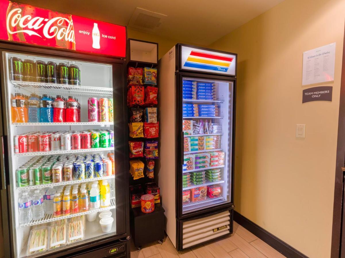 Staybridge Suites West Edmonton By Ihg Bagian luar foto